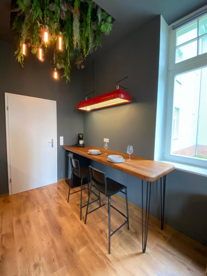 Tropisches Loft Mit Privatem Garten Magdeburg Kültér fotó